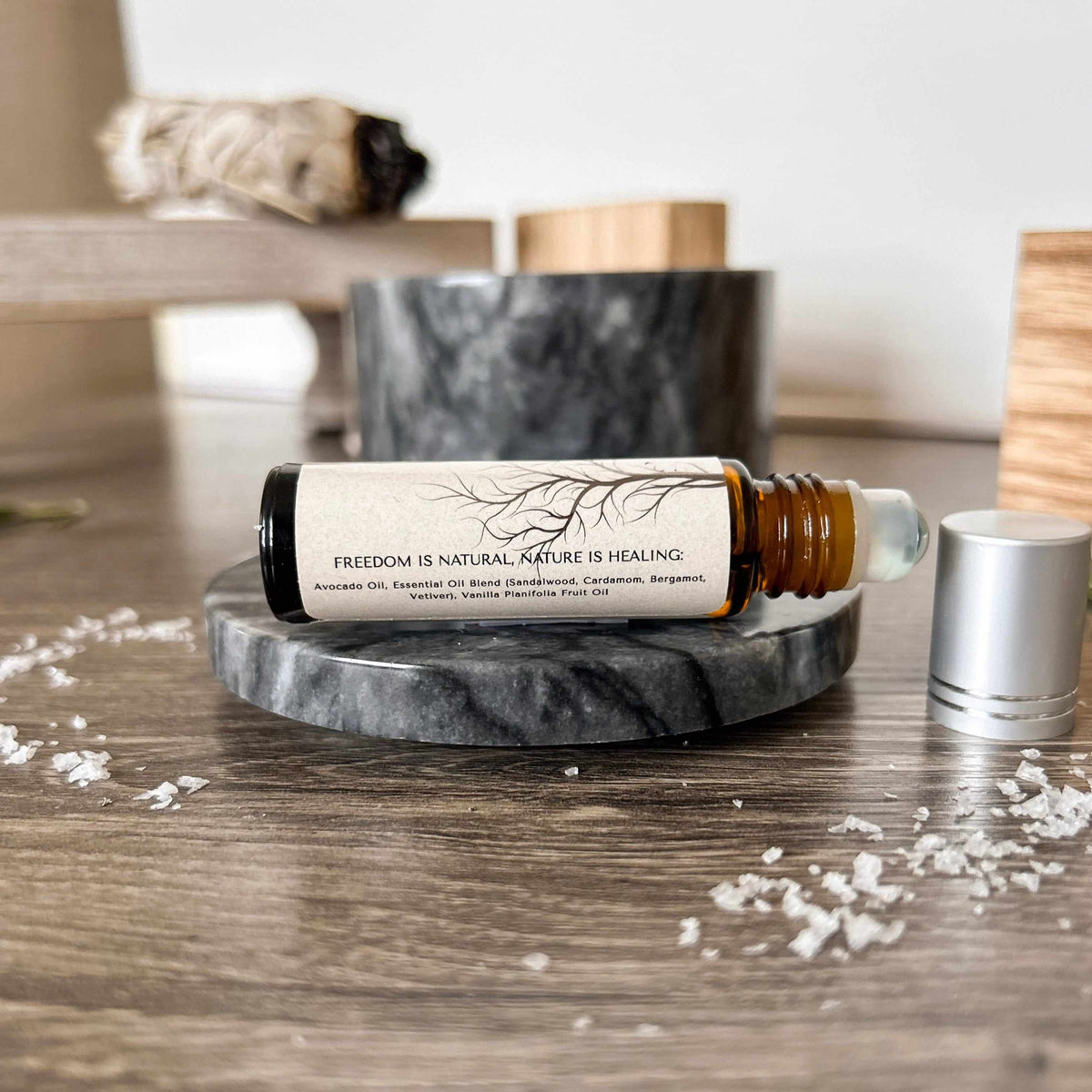 Rooted in Nature Essence Roll-On Oil